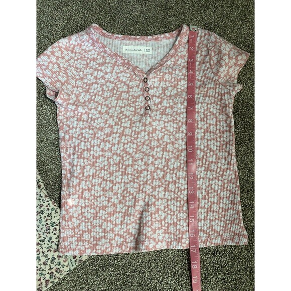 Abercrombie Kids Floral & Pink Waffle Knit Tops Bundle (Size 9/10) - Picture 7 of 12
